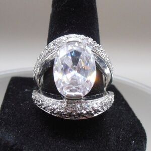 Bold Oval Cubic Zirconia Cocktail Ring Size 8.5 Silver Plated Statement Jewelry